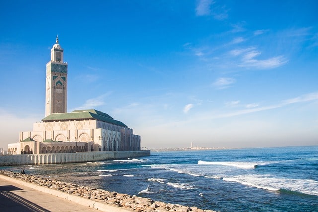 Hassan 2 mosque, a notable site on 10 days tour from Casablanca.