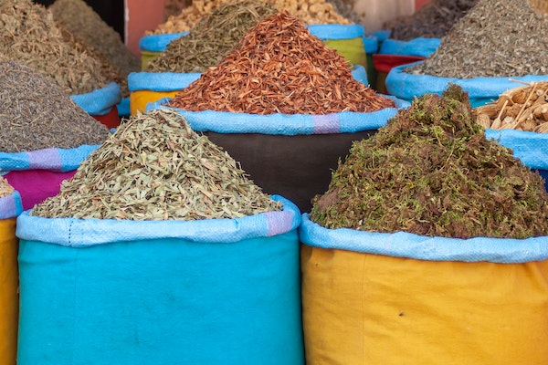 Spice Shopping Featured on the Fes to Marrakech 3-Day Desert Tour.